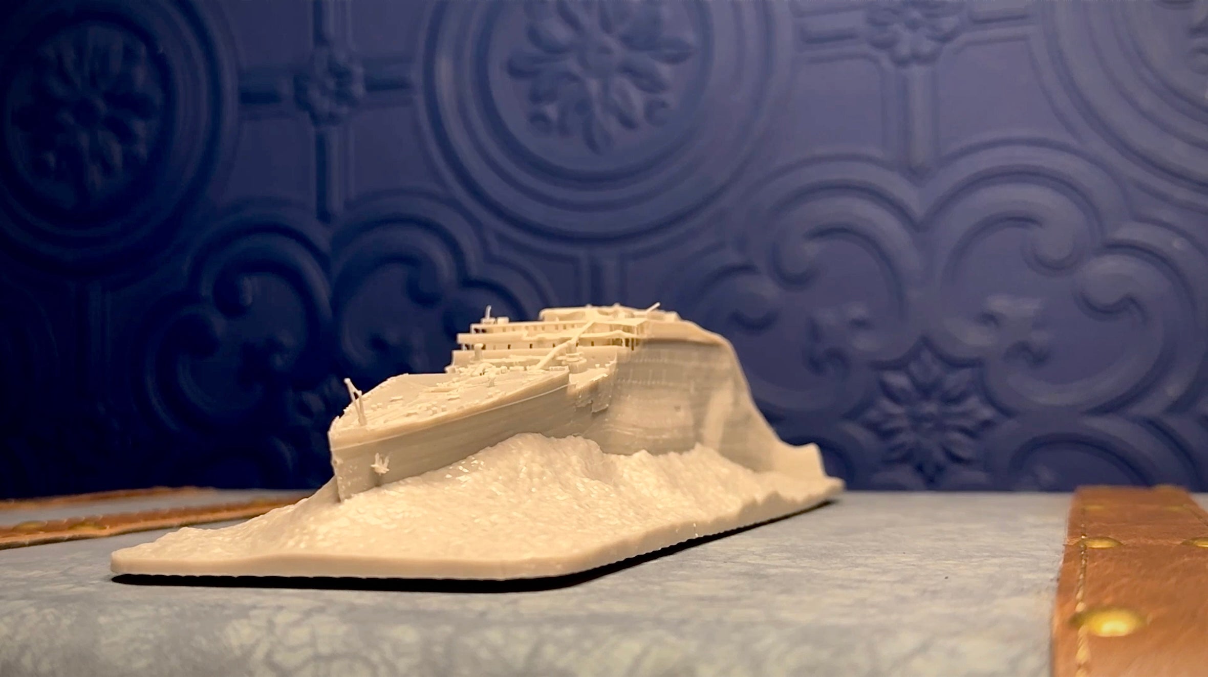 Unpainted high quality resin 3D printed titanic wreck model